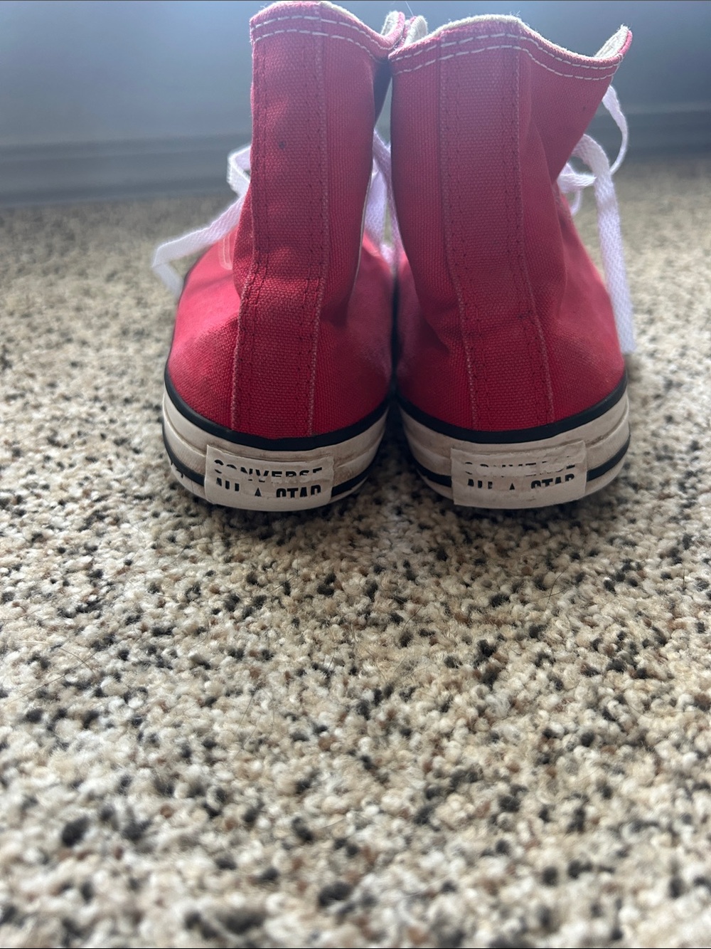 Canvas High-Top Kids Sneakers in Red - Lace-Up Casual Shoes. Big kids size 3. - Picture 4 of 4